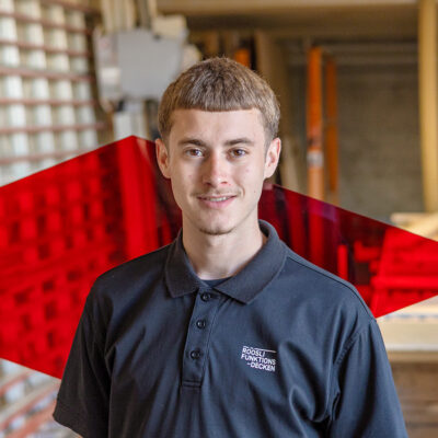 Portraitfoto von Noah Belchior, Praktikant in der Realisierung bei der besten Firma im Deckenbau | Röösli Funktionsdecken